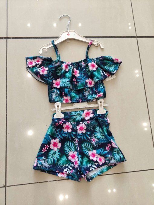 Ensemble top + short